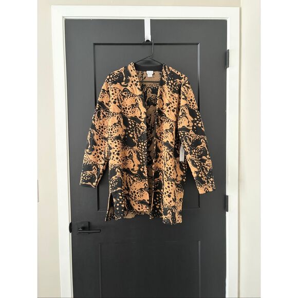 NWT Chico’s Animal Print Jacquard Pattern Camel Cardigan Size 3/XL - Picture 3 of 10